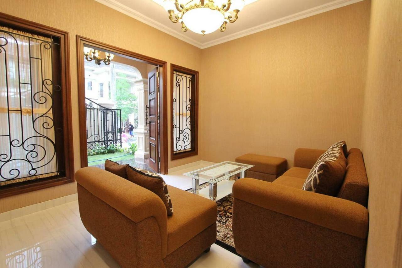 Villa Fernasya House Yogyakarta